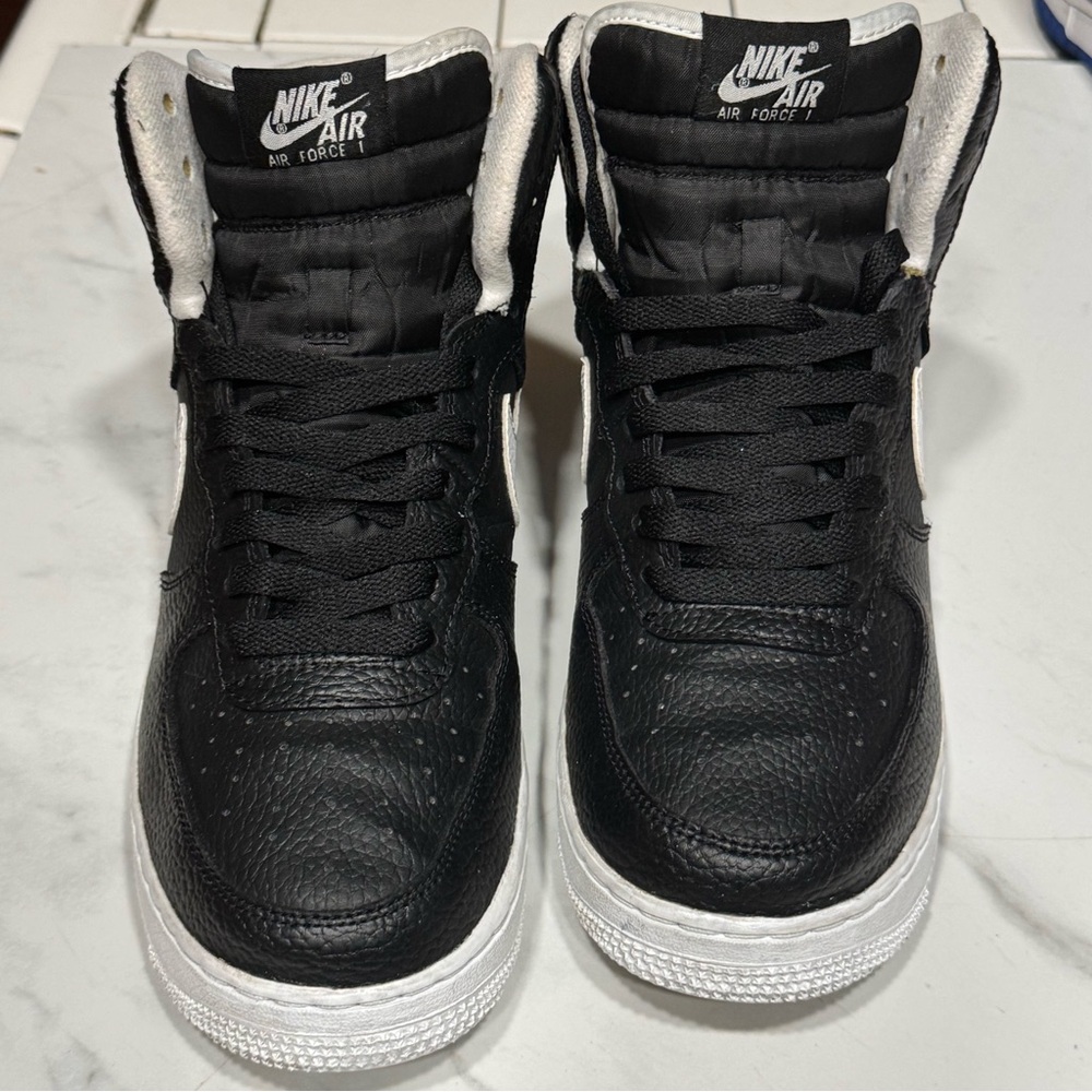 Nike Air Force 1 Black Sneakers